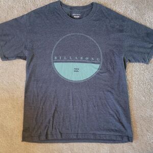 Billabong Men's Blue T-shirt